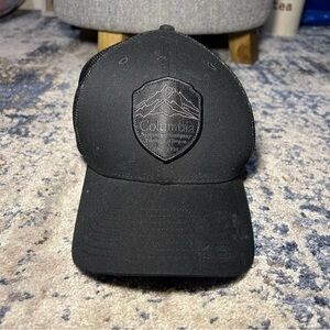 Columbia Black Flexfit Hat